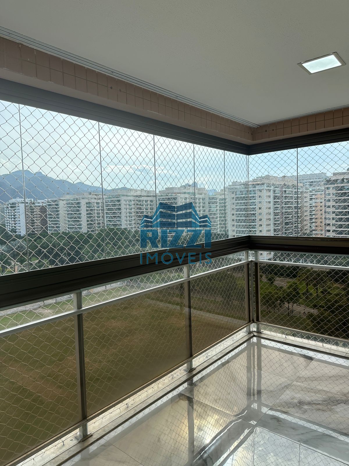 WhatsApp Image 2025-08-25 at 16.43.47 (2)