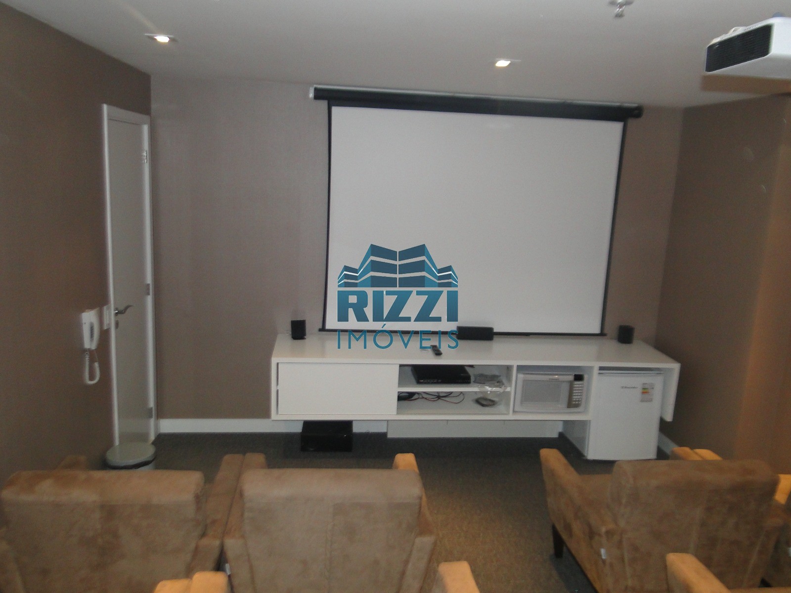 WhatsApp Image 2025-08-06 at 10.03.11 (3)