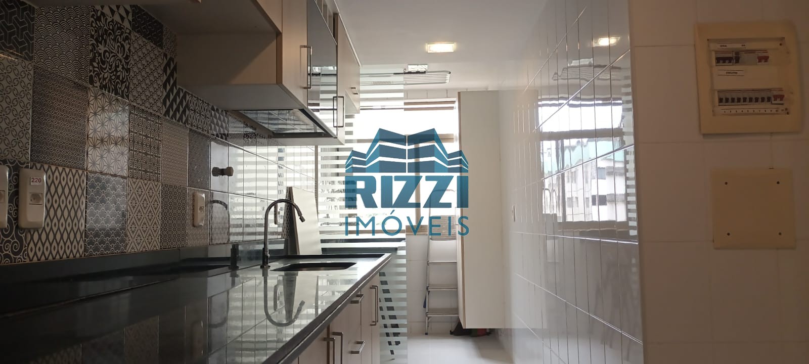 WhatsApp Image 2025-09-23 at 15.38.52 (1)