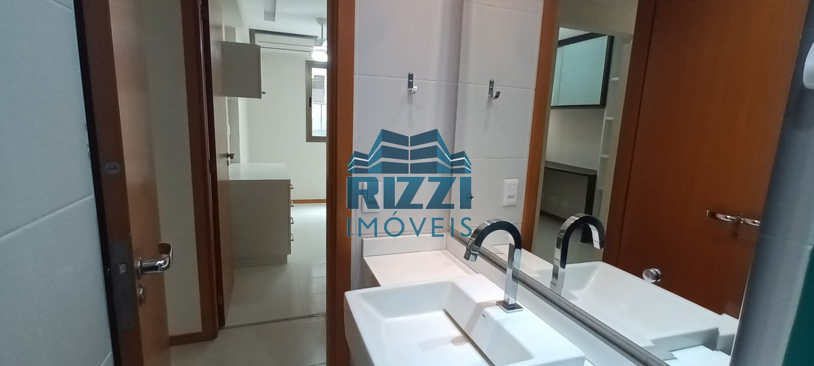 WhatsApp Image 2025-09-23 at 15.38.54 (2)