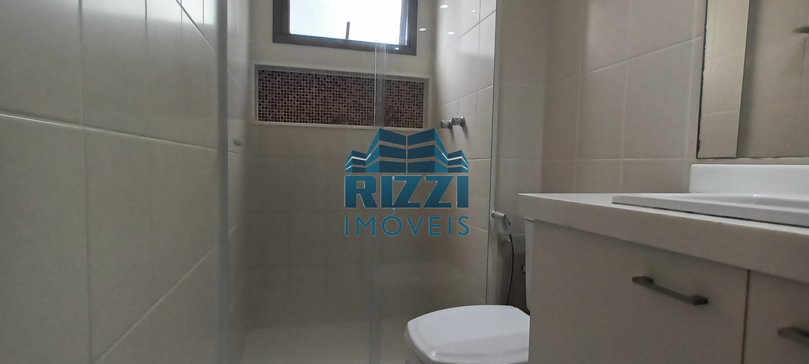 WhatsApp Image 2025-09-23 at 15.38.56 (1)