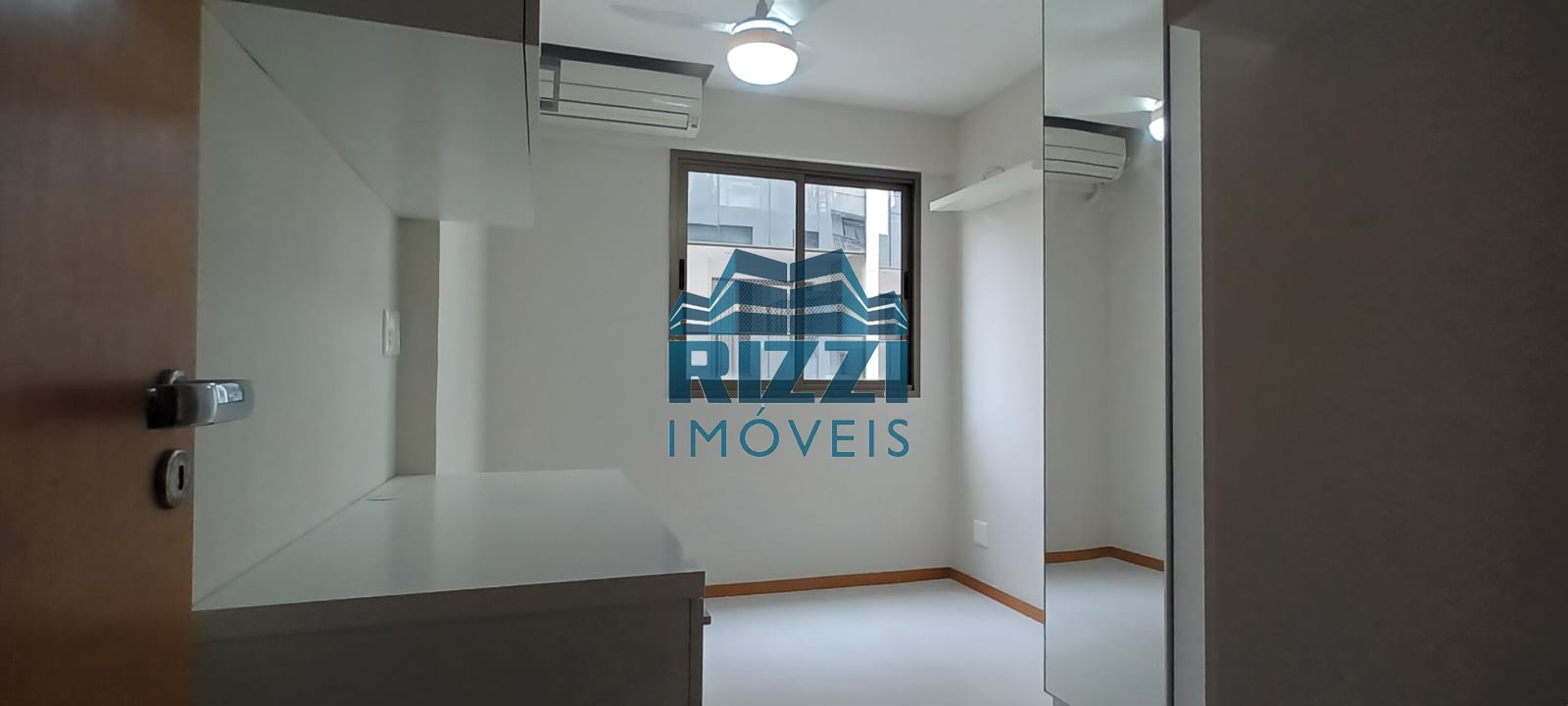 WhatsApp Image 2025-09-23 at 15.38.59 (1)