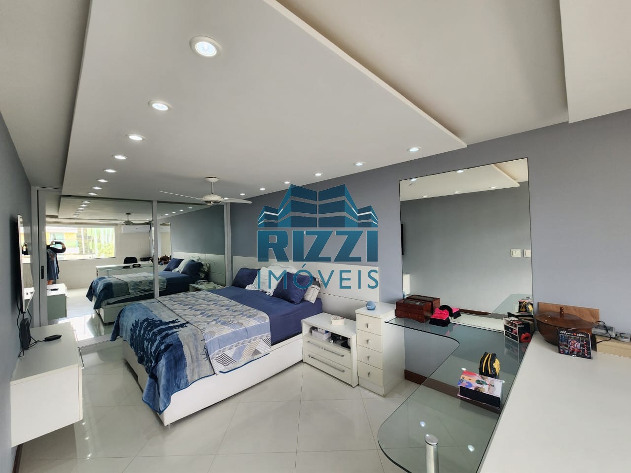 WhatsApp Image 2025-10-07 at 16.10.27 (1)