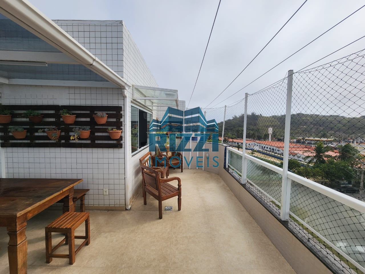 WhatsApp Image 2025-10-07 at 16.10.29 (1)