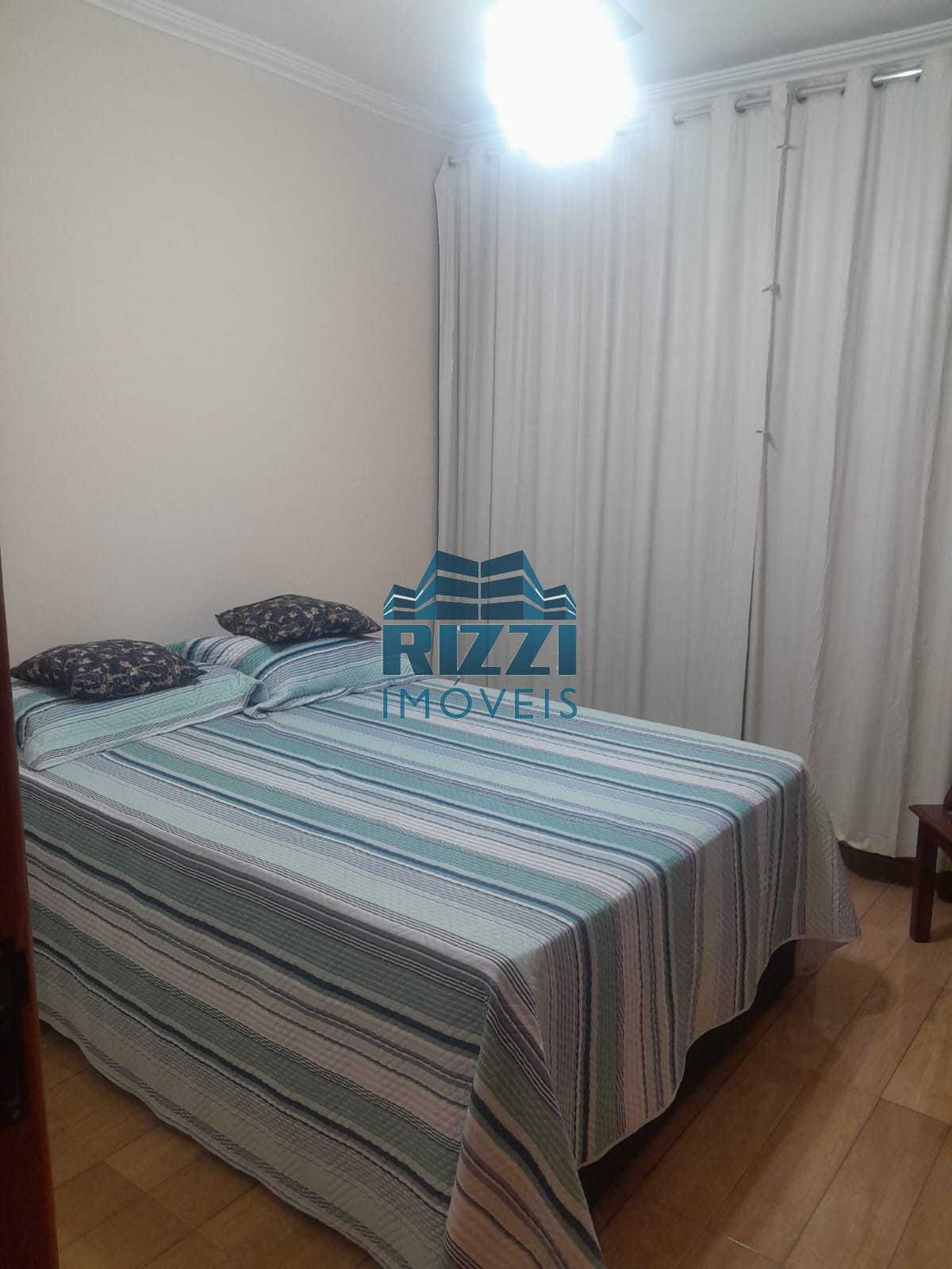 WhatsApp Image 2025-10-15 at 15.40.27 (2)