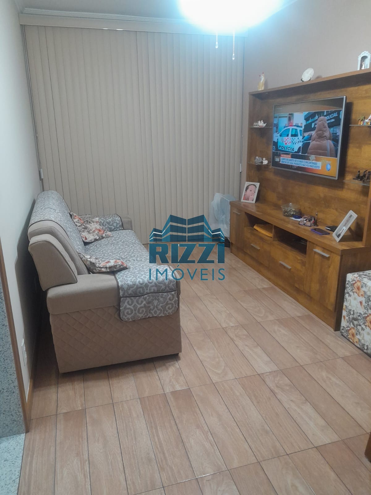 WhatsApp Image 2025-10-15 at 15.40.27 (4)