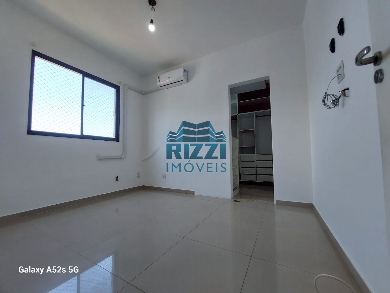 WhatsApp Image 2025-10-16 at 14.25.27