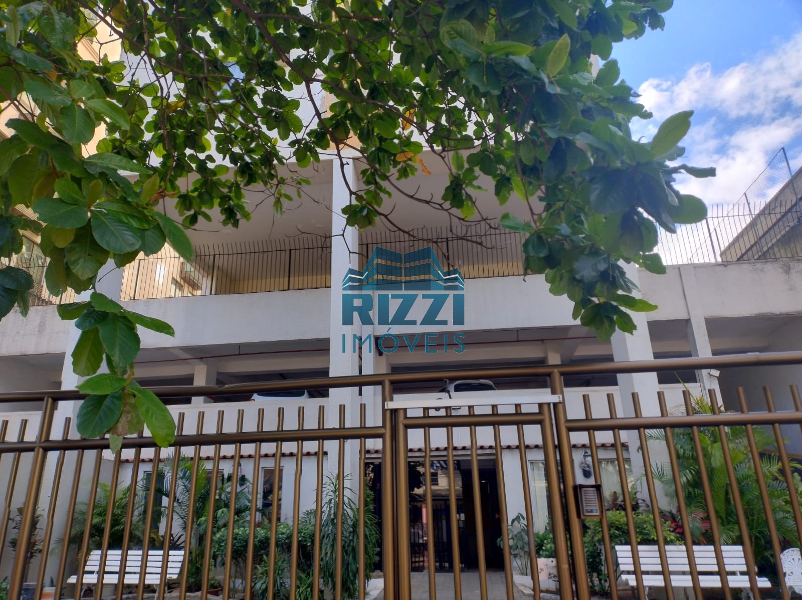 WhatsApp Image 2025-10-20 at 14.26.04