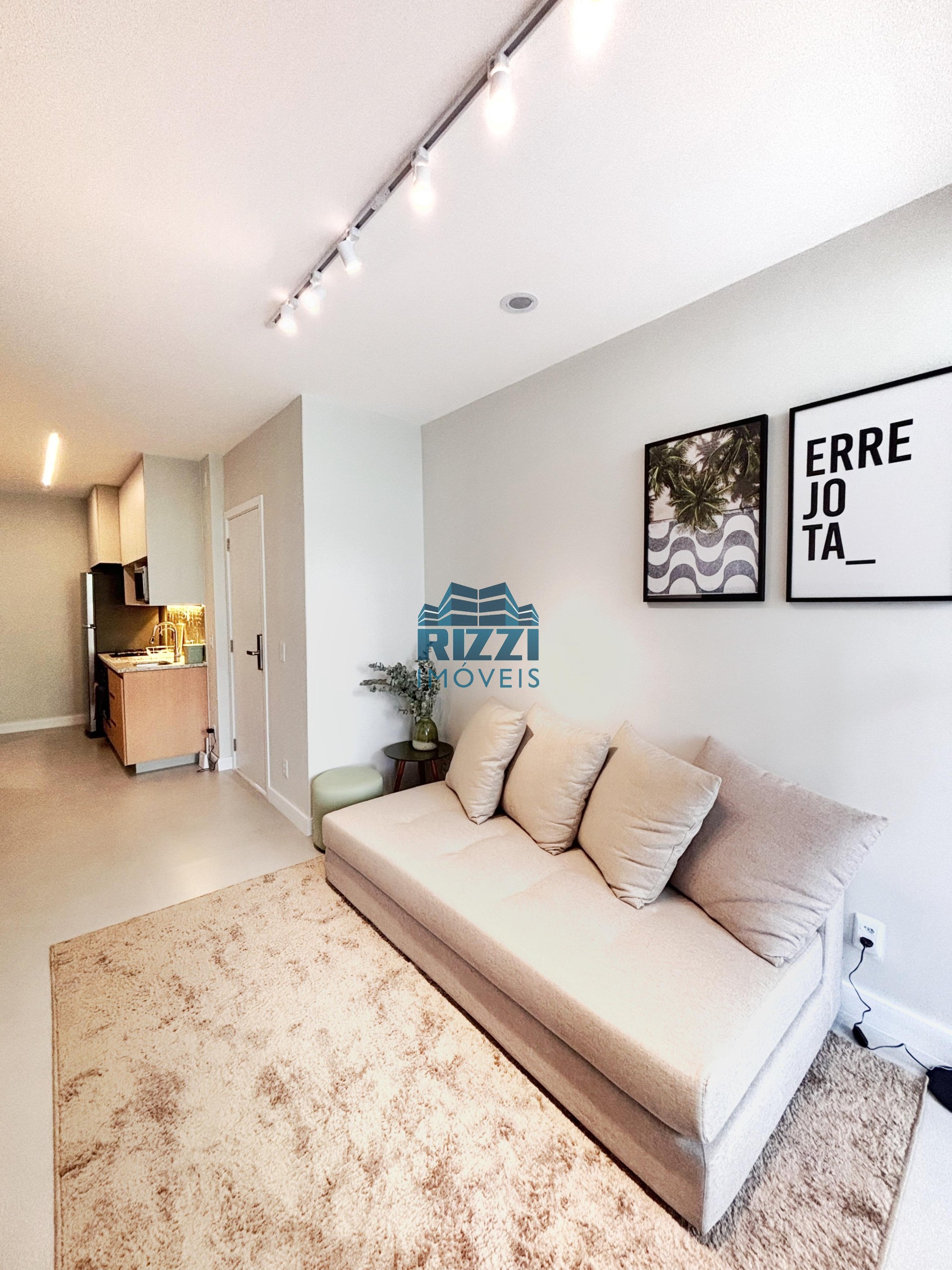 WhatsApp Image 2025-10-20 at 18.36.44 (1)