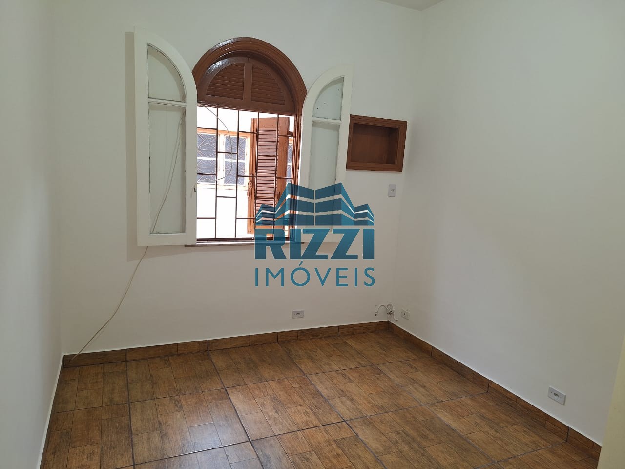 WhatsApp Image 2025-10-23 at 13.57.35 (2)