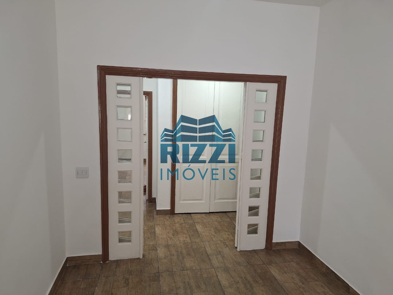 WhatsApp Image 2025-10-23 at 13.57.37