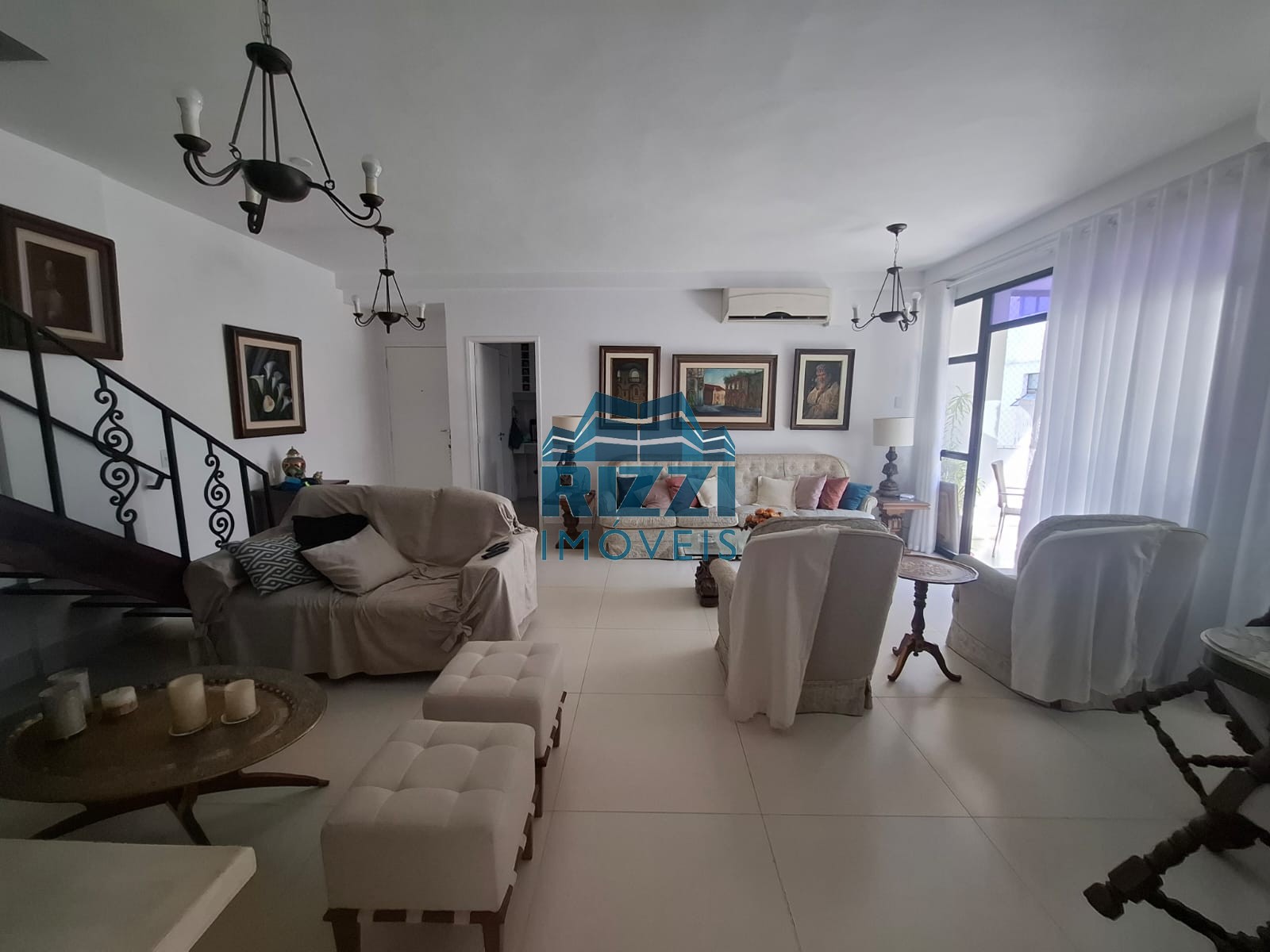 WhatsApp Image 2025-10-23 at 14.33.52 (1)