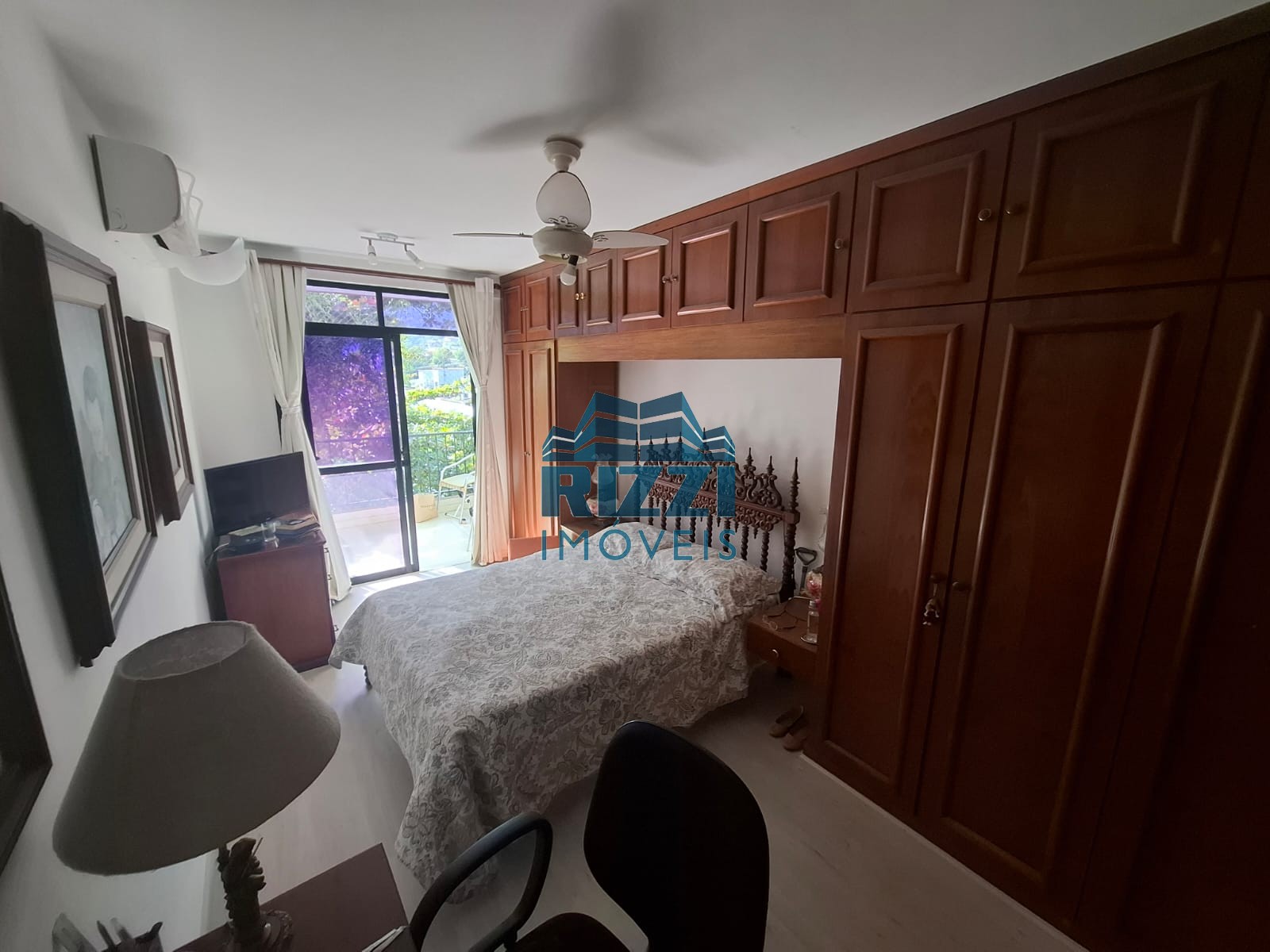 WhatsApp Image 2025-10-23 at 14.33.55 (1)