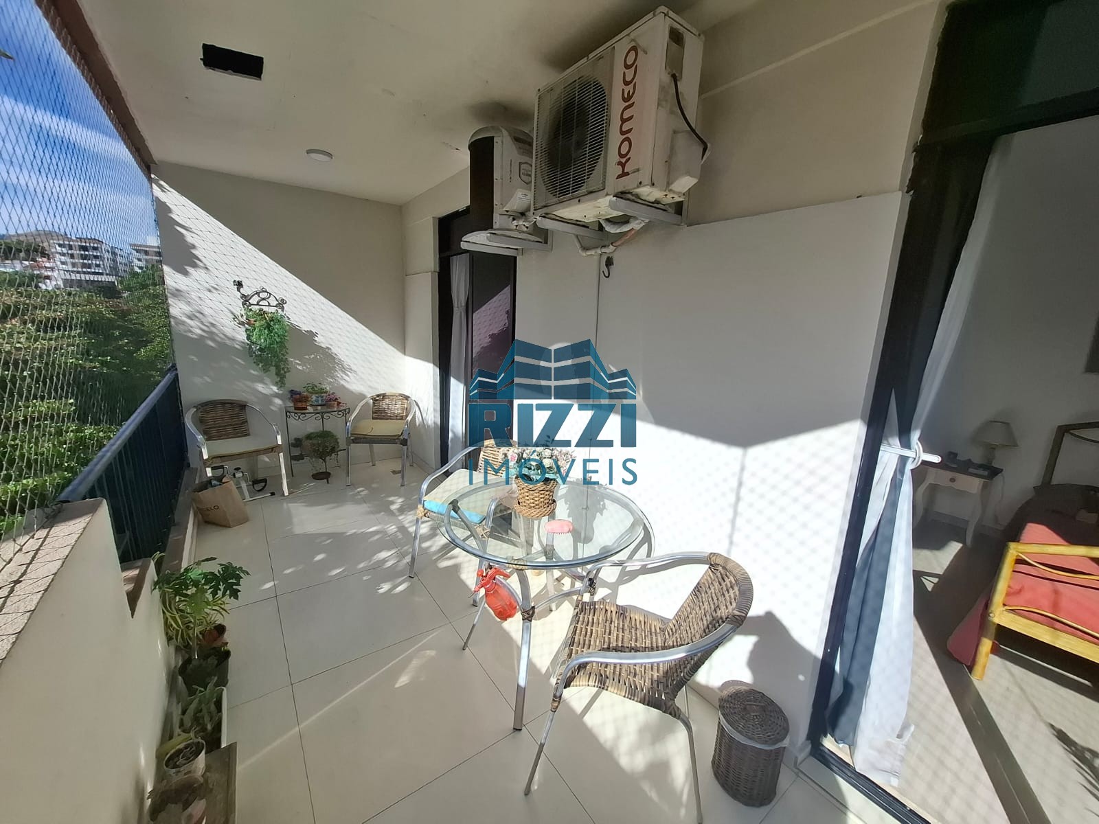 WhatsApp Image 2025-10-23 at 14.33.55 (3)