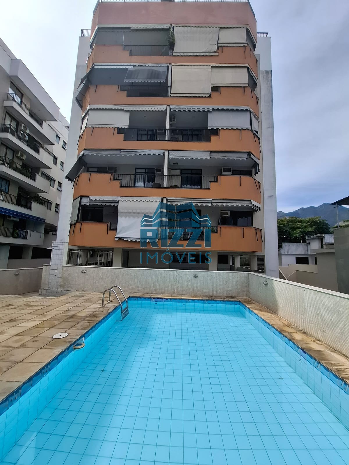 WhatsApp Image 2025-10-23 at 14.34.01 (2)