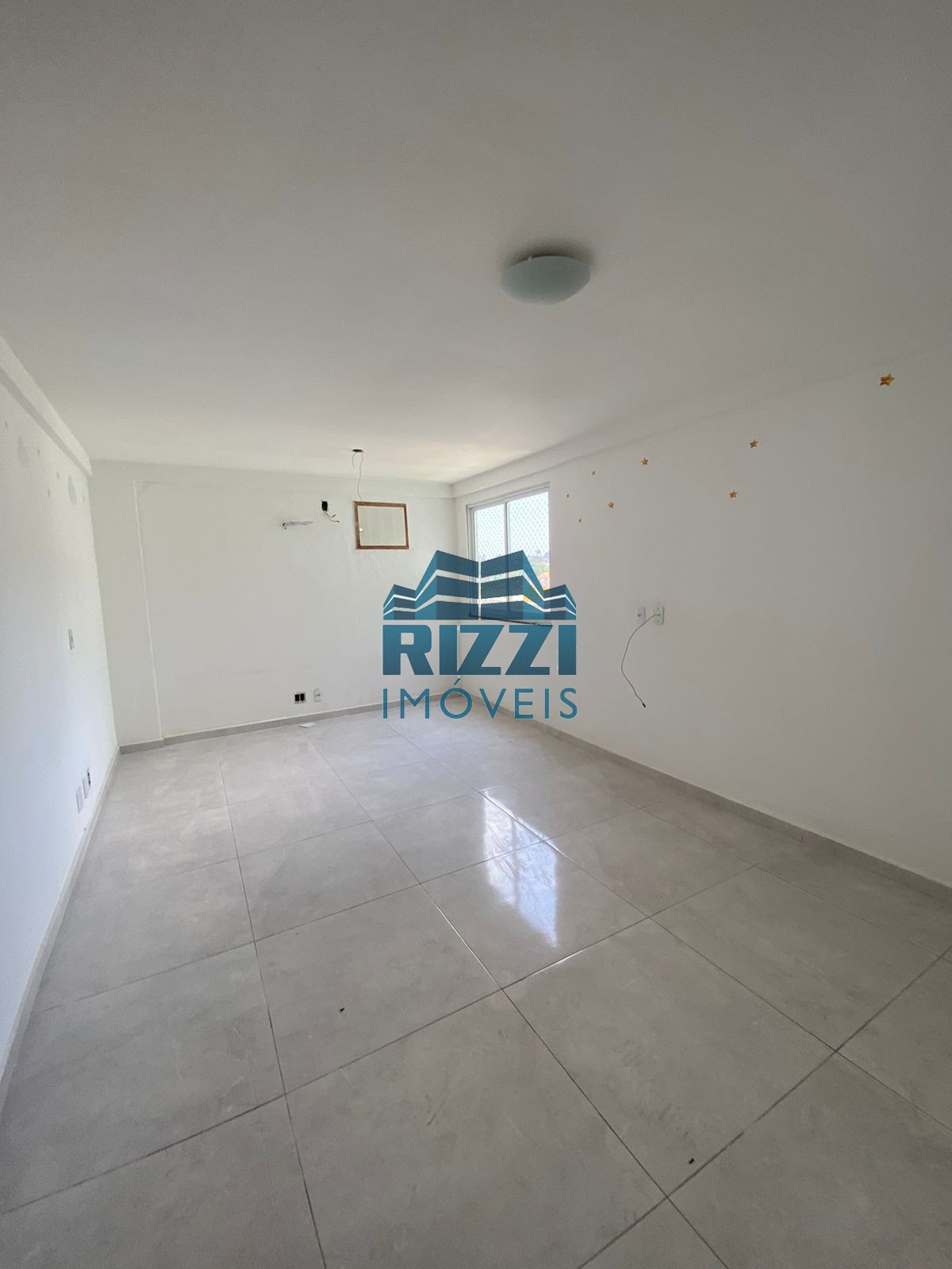 WhatsApp Image 2025-10-25 at 19.32.24 (1)