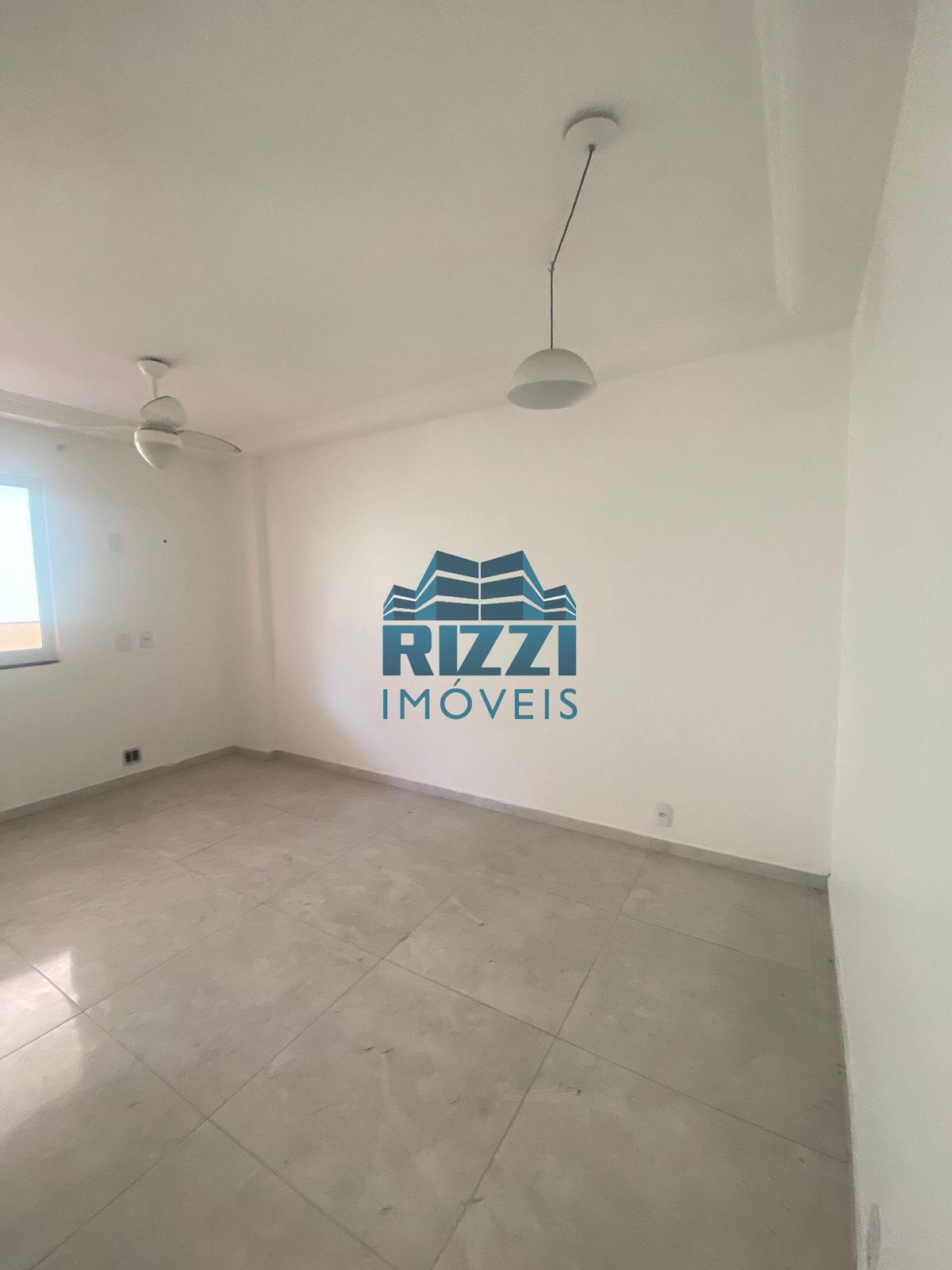 WhatsApp Image 2025-10-25 at 19.32.26 (1)