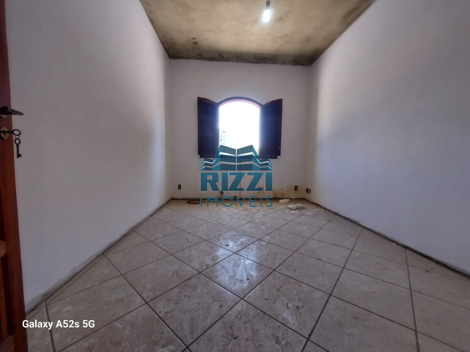 WhatsApp Image 2025-10-27 at 10.42.56 (4)