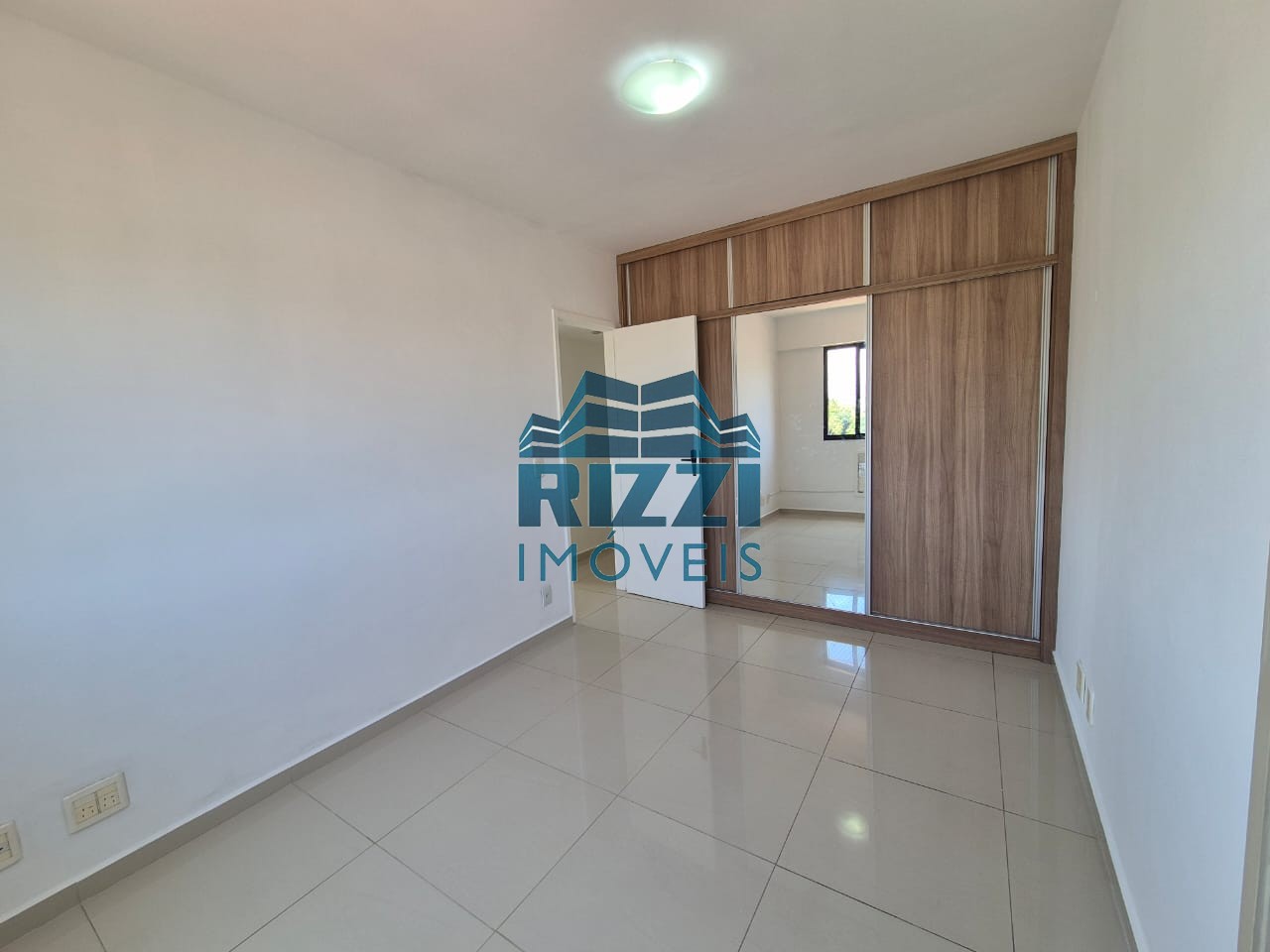 WhatsApp Image 2025-11-01 at 11.48.43 (1)