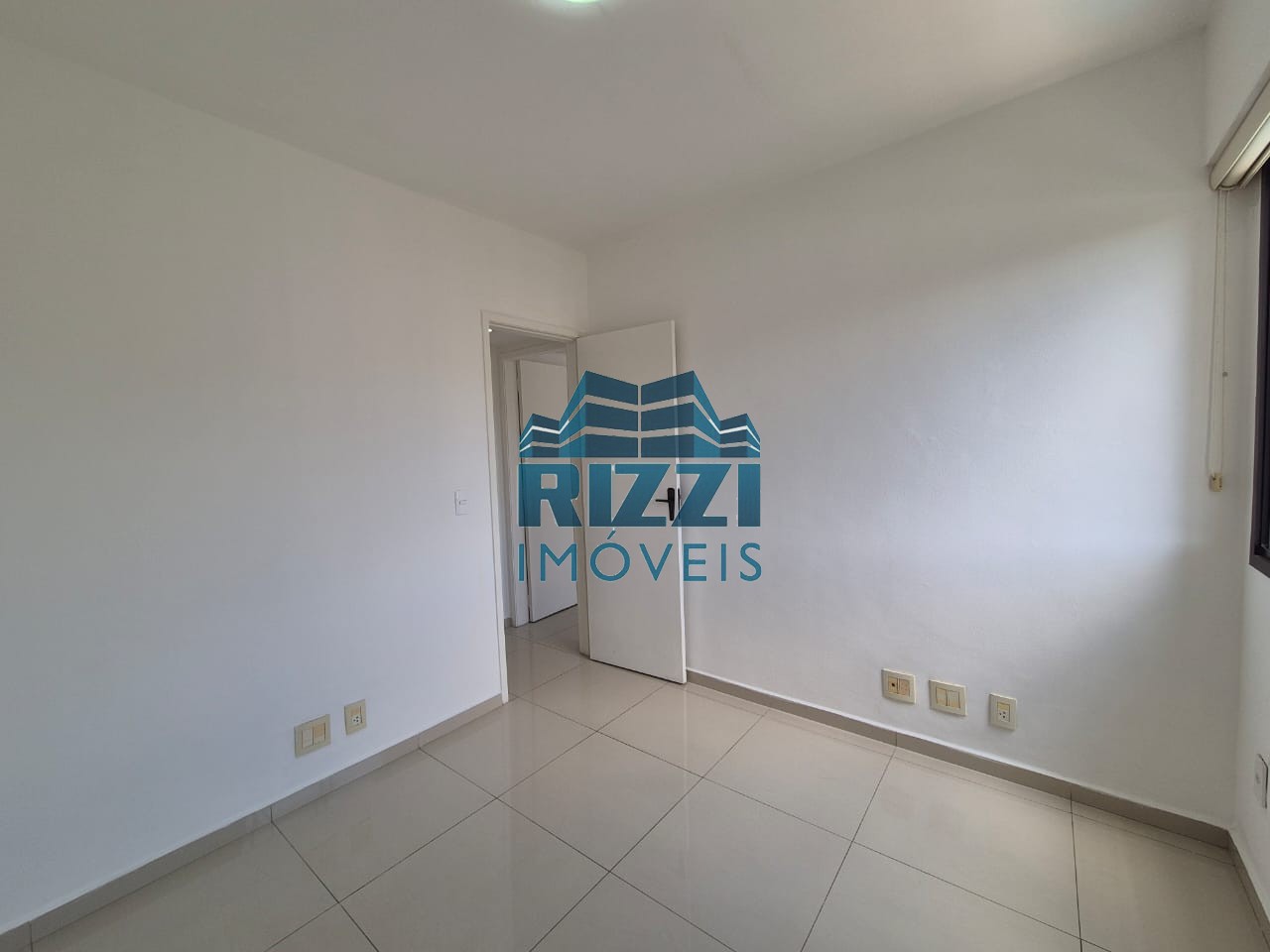 WhatsApp Image 2025-11-01 at 11.48.44 (2)