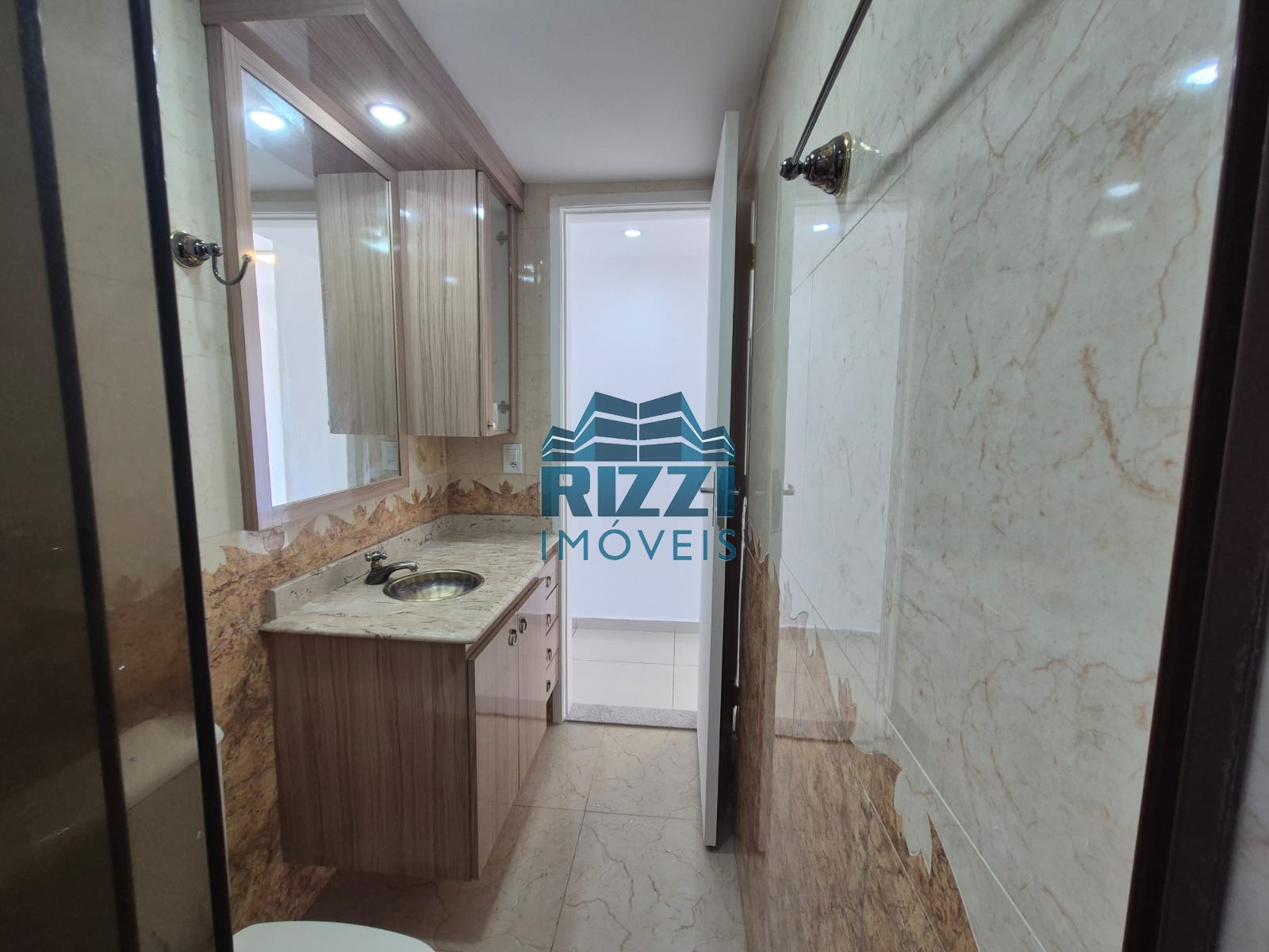 WhatsApp Image 2025-11-01 at 11.48.45