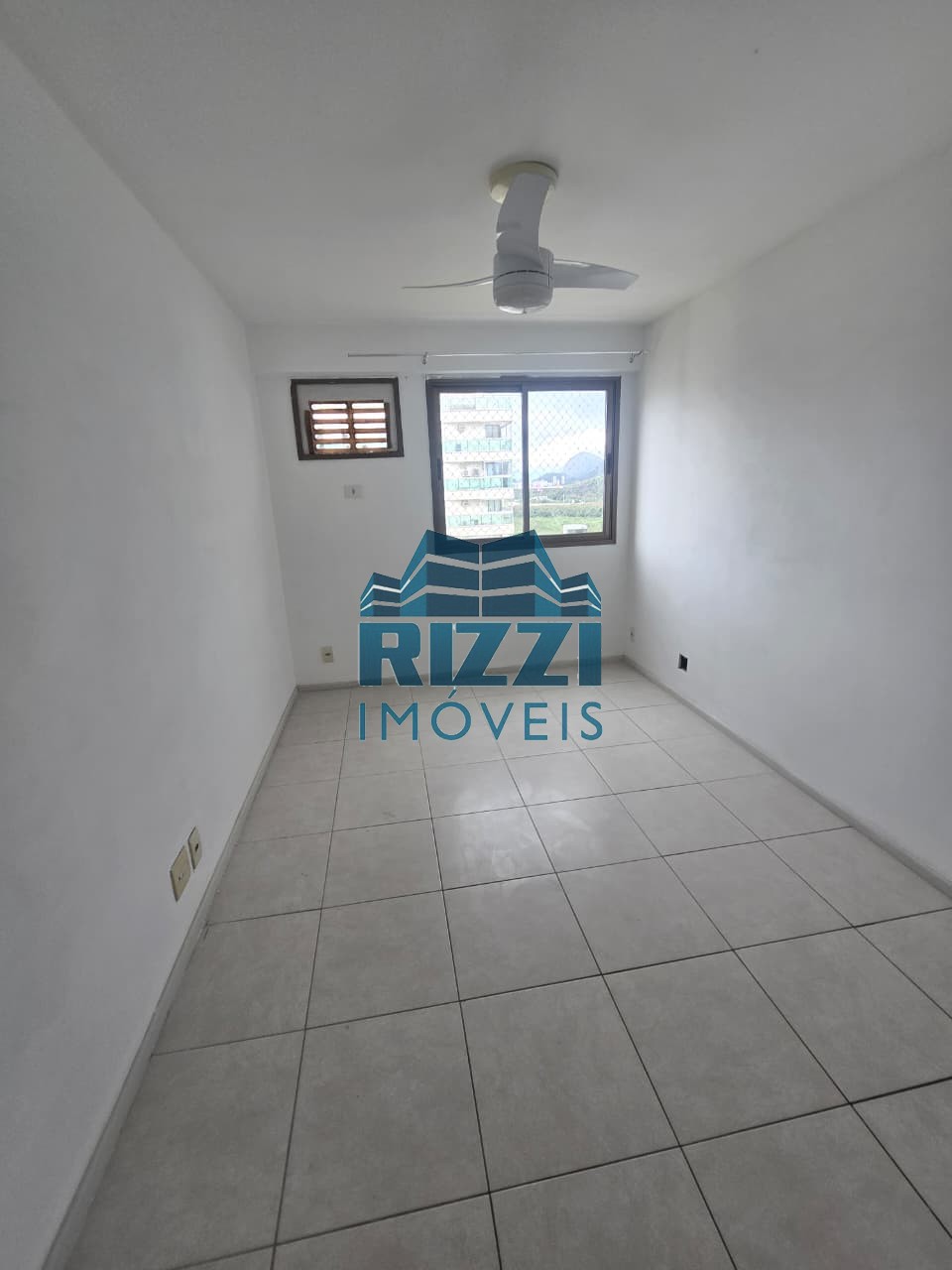 WhatsApp Image 2025-11-06 at 15.03.16 (1)