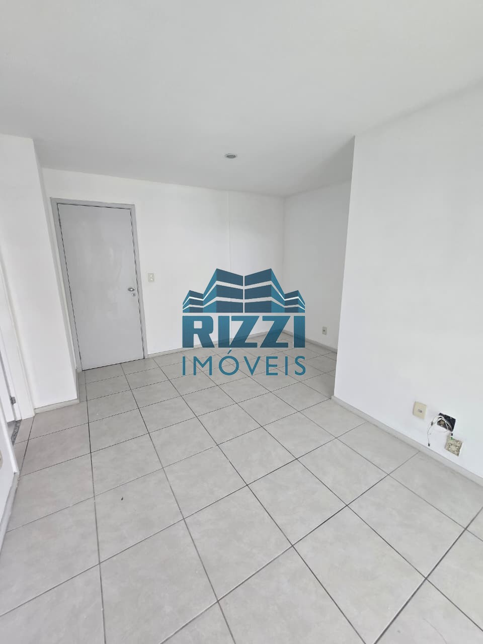 WhatsApp Image 2025-11-06 at 15.03.27 (1)