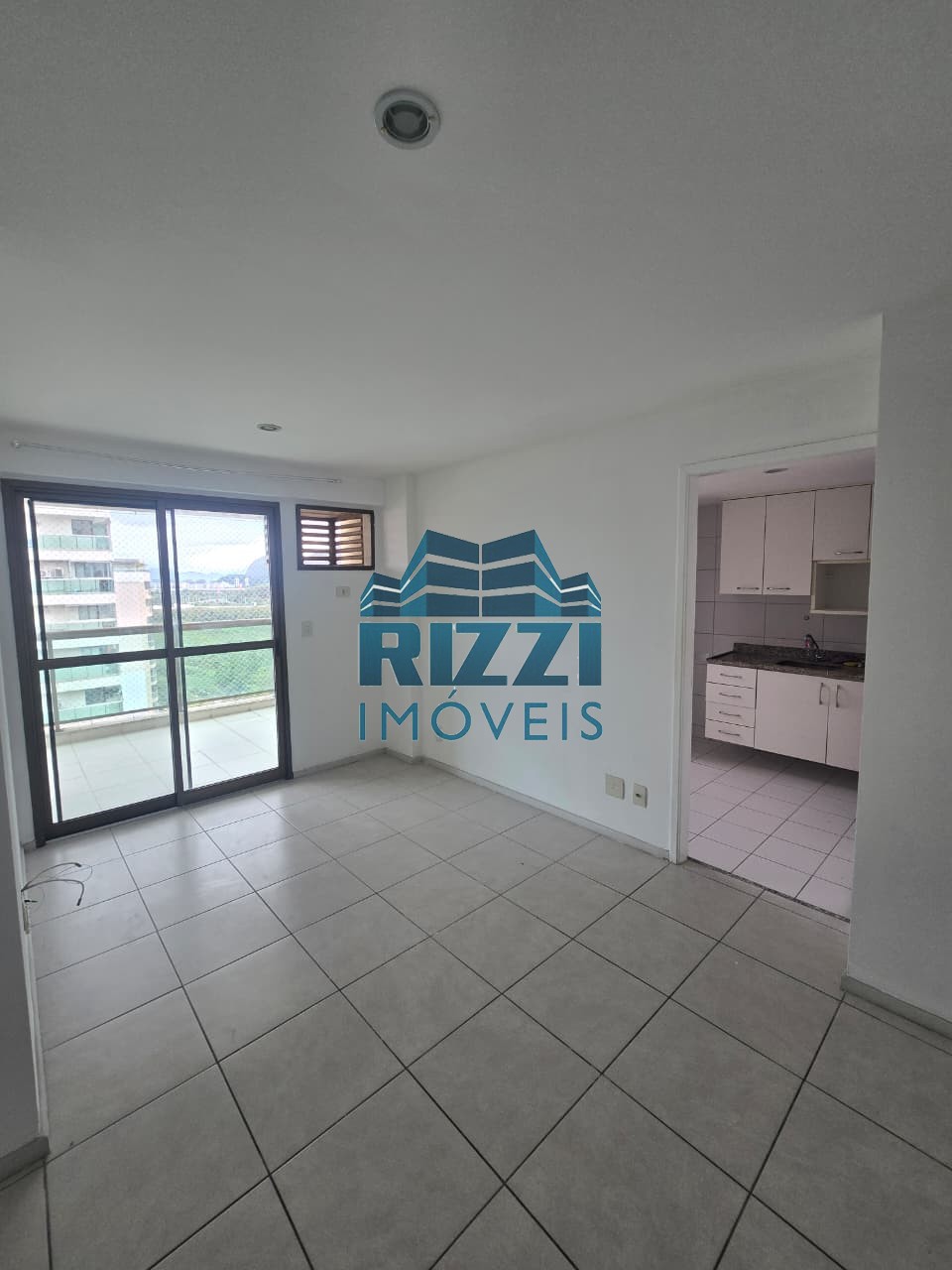 WhatsApp Image 2025-11-06 at 15.03.28 (1)