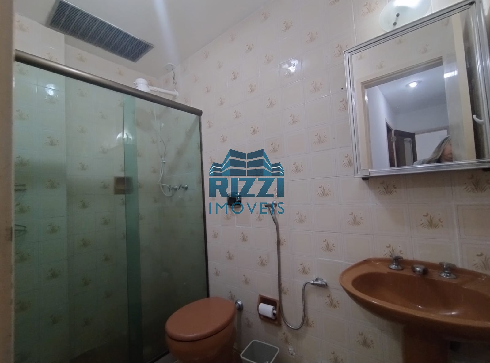 WhatsApp Image 2025-11-08 at 09.49.28 (2)