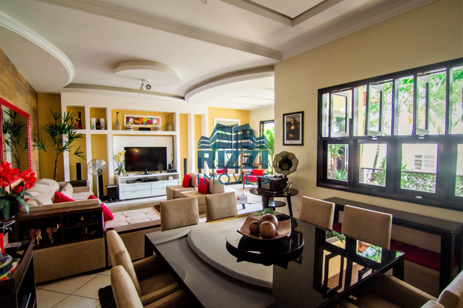 WhatsApp Image 2025-11-12 at 21.08.15