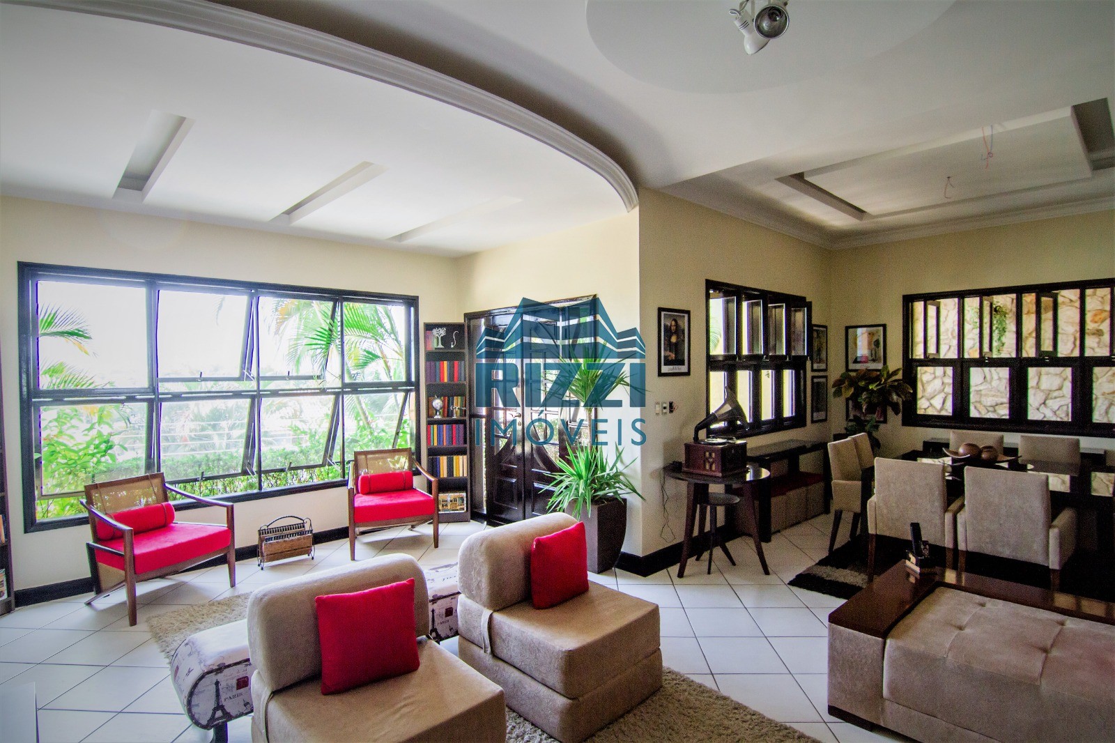 WhatsApp Image 2025-11-12 at 21.08.16