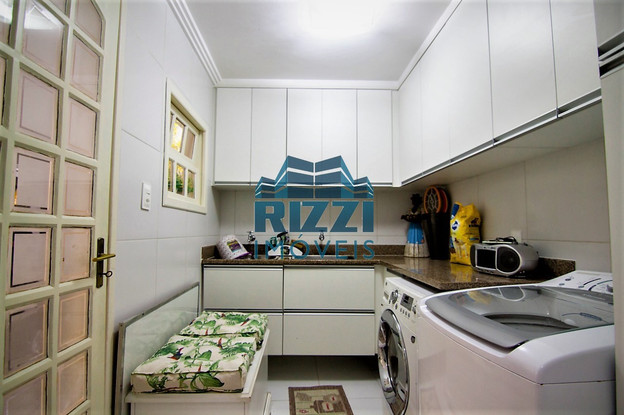 WhatsApp Image 2025-11-12 at 21.08.17