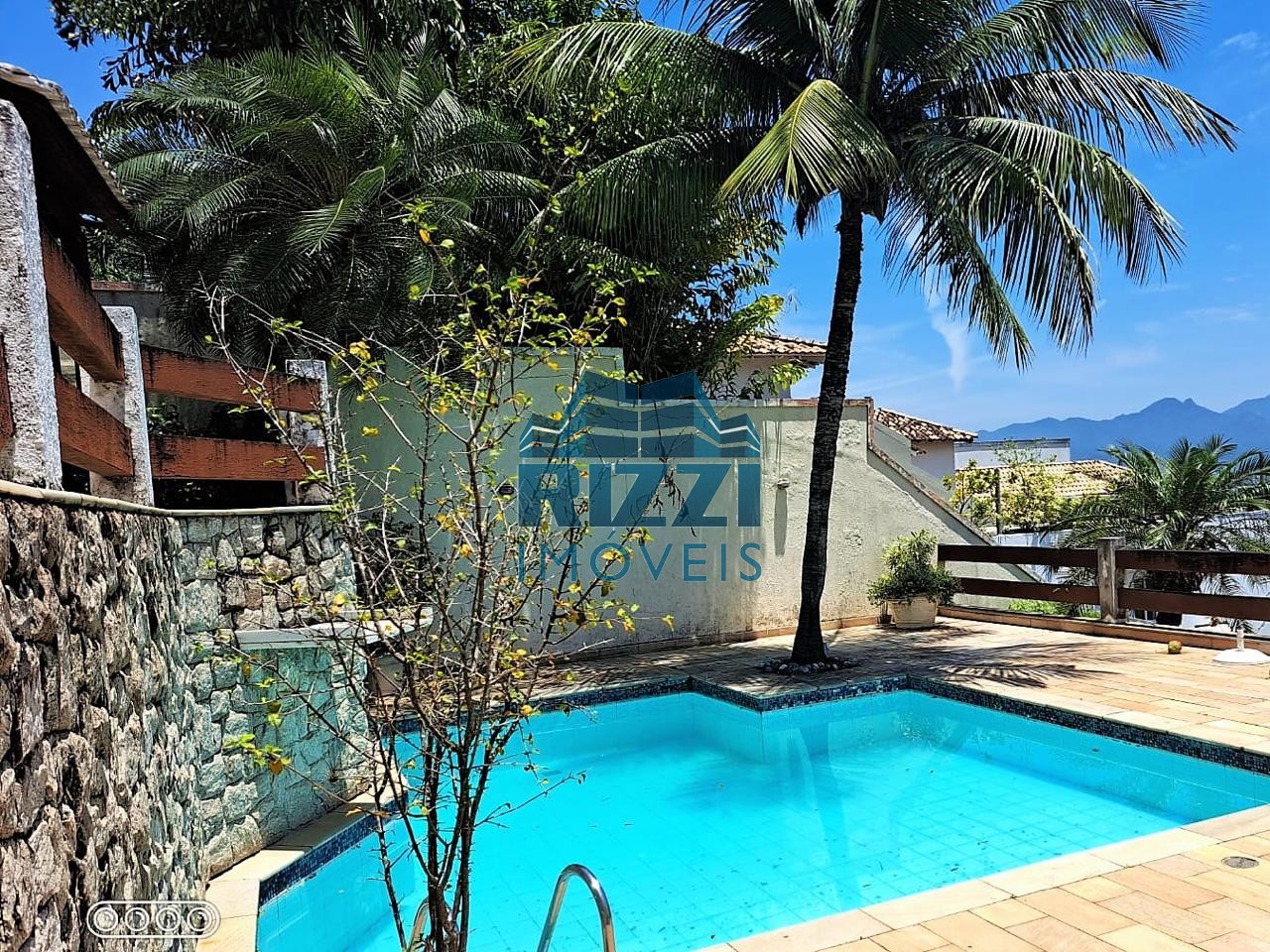 WhatsApp Image 2025-11-12 at 21.08.19