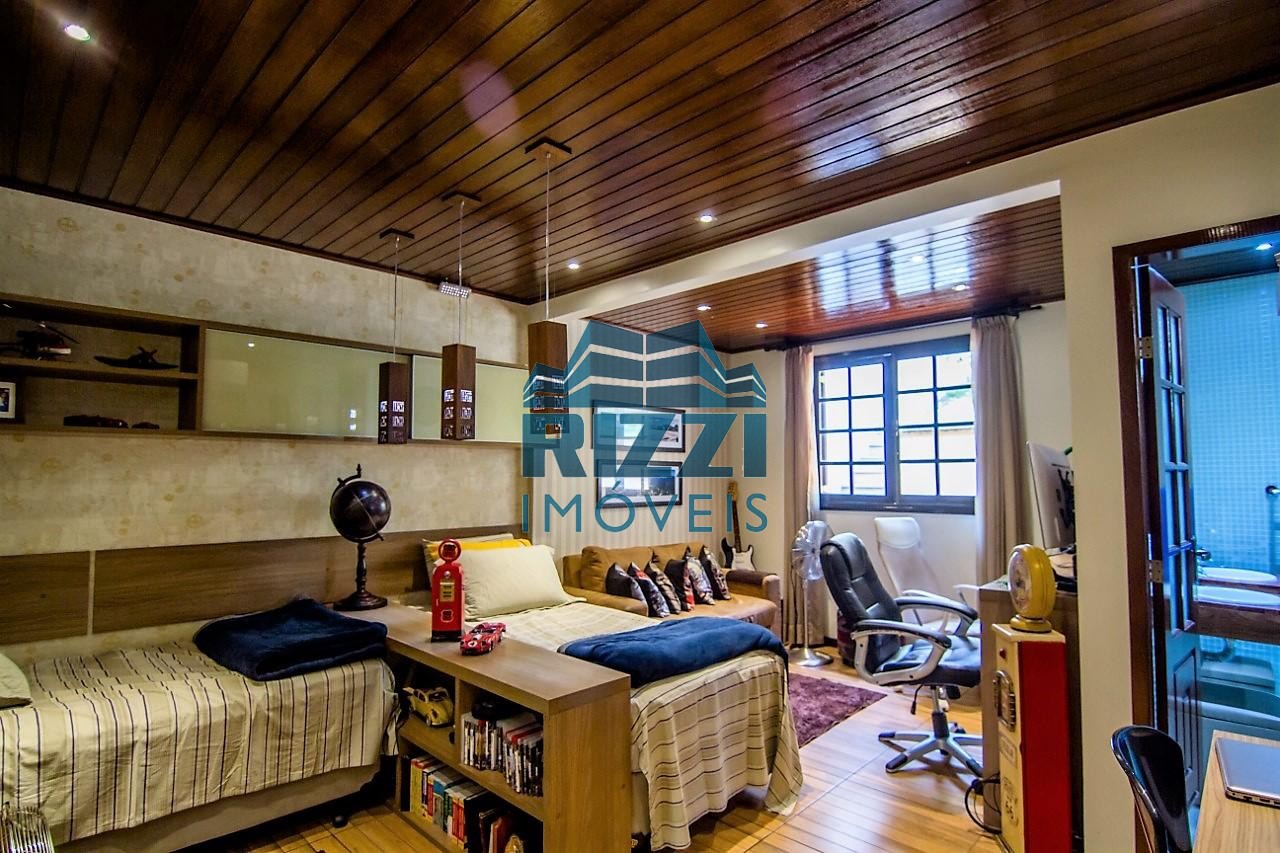 WhatsApp Image 2025-11-12 at 21.08.25