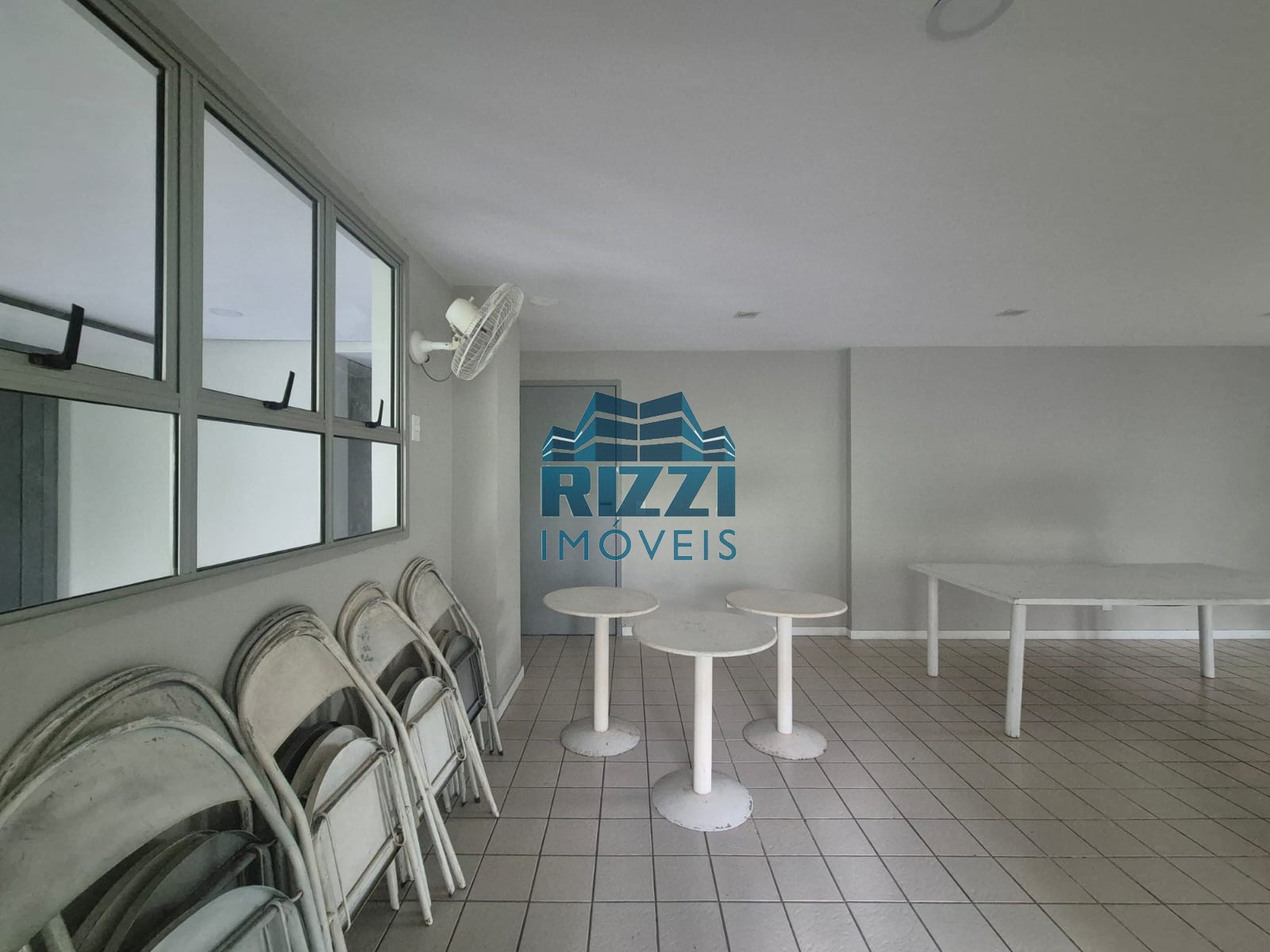 WhatsApp Image 2025-11-16 at 09.41.35