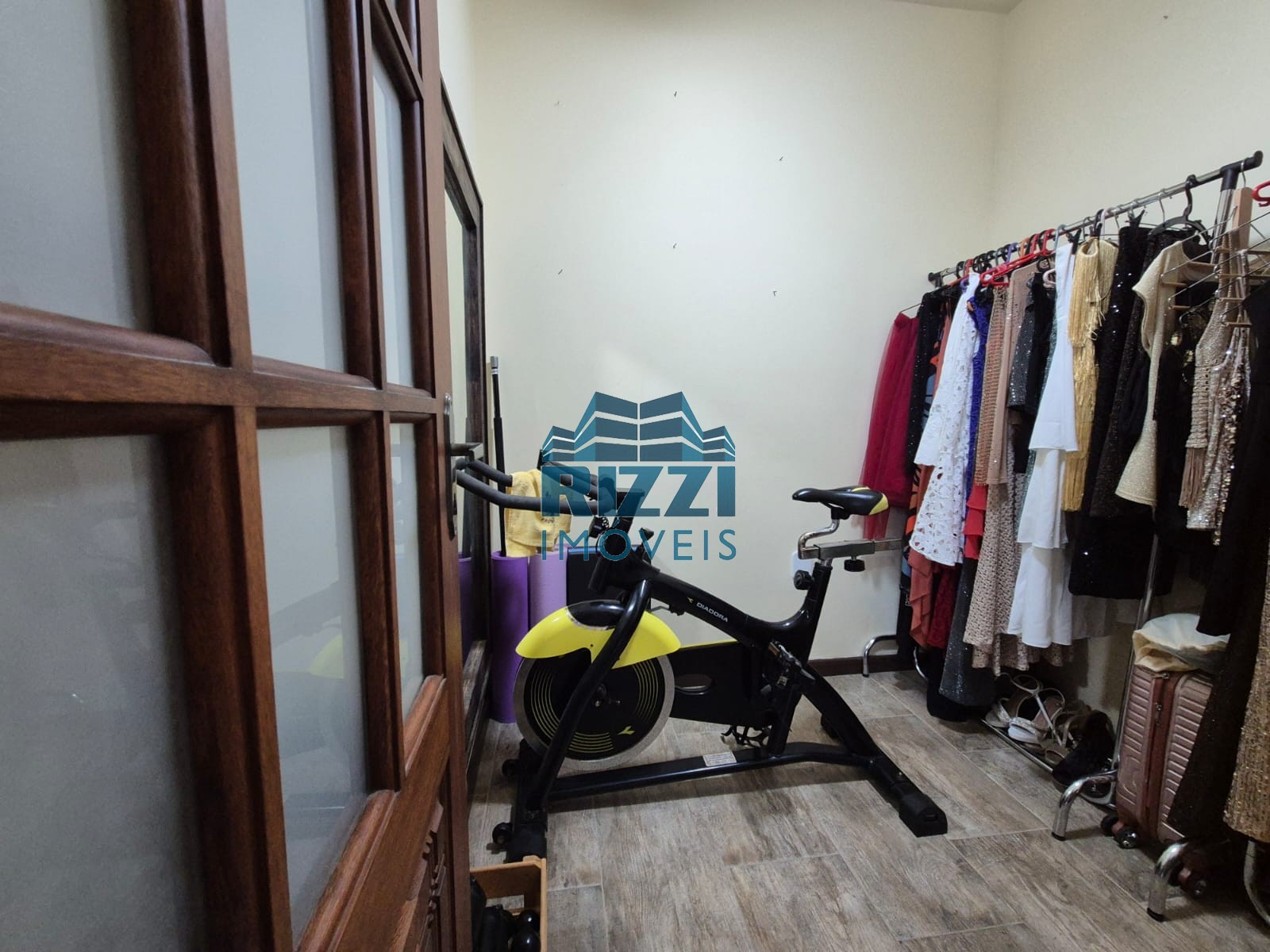 WhatsApp Image 2025-11-16 at 09.41.47 (3)