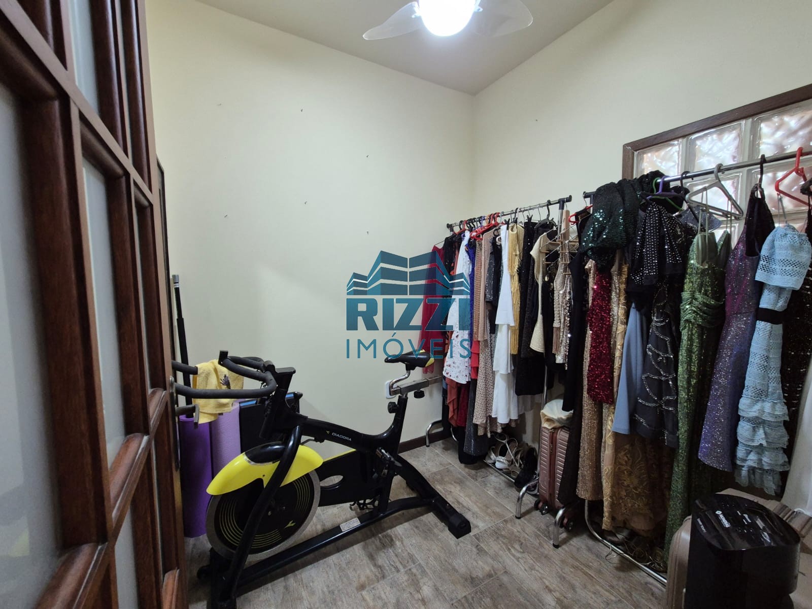 WhatsApp Image 2025-11-16 at 09.41.47 (4)