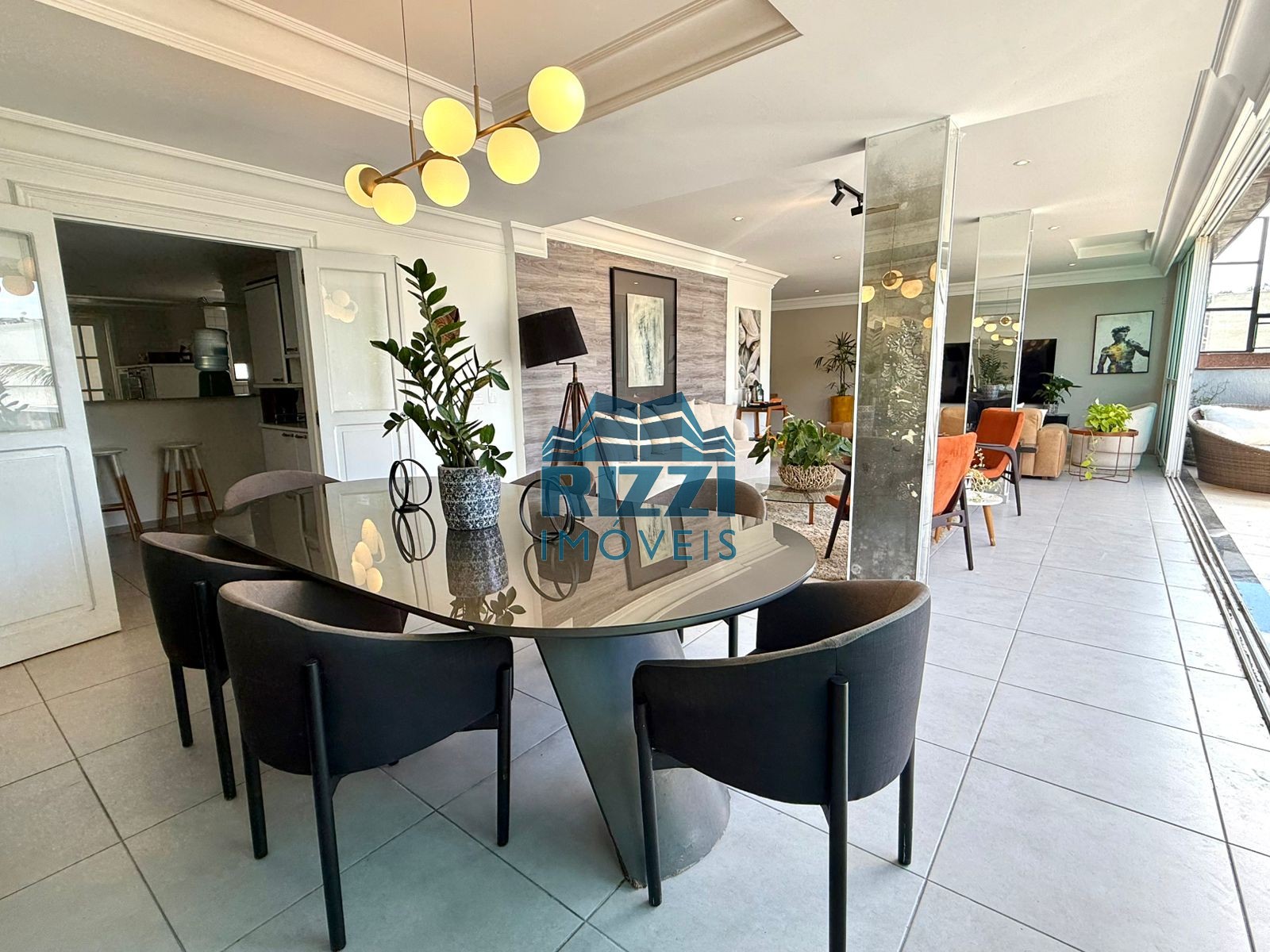 WhatsApp Image 2025-11-18 at 17.18.04 (1)