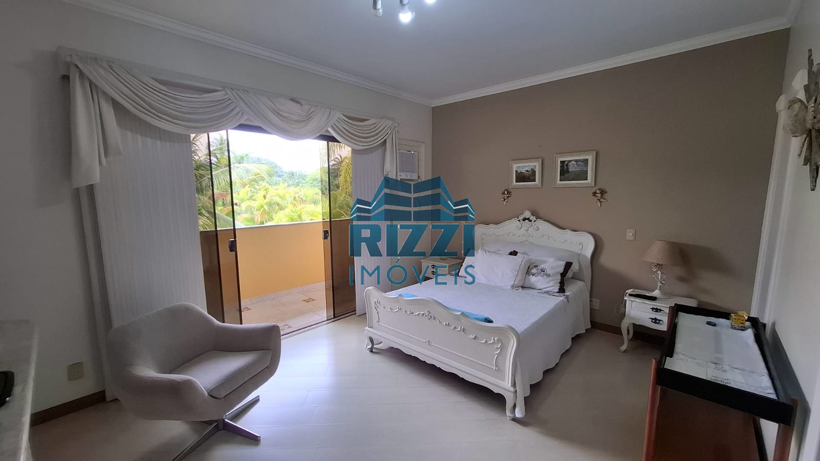 WhatsApp Image 2025-11-25 at 07.54.27