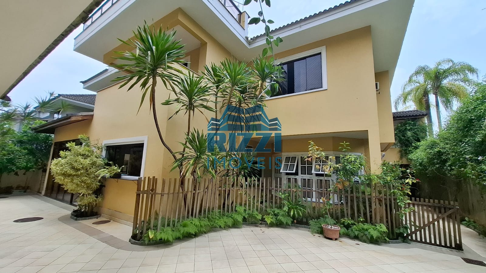 WhatsApp Image 2025-11-25 at 07.54.35 (1)