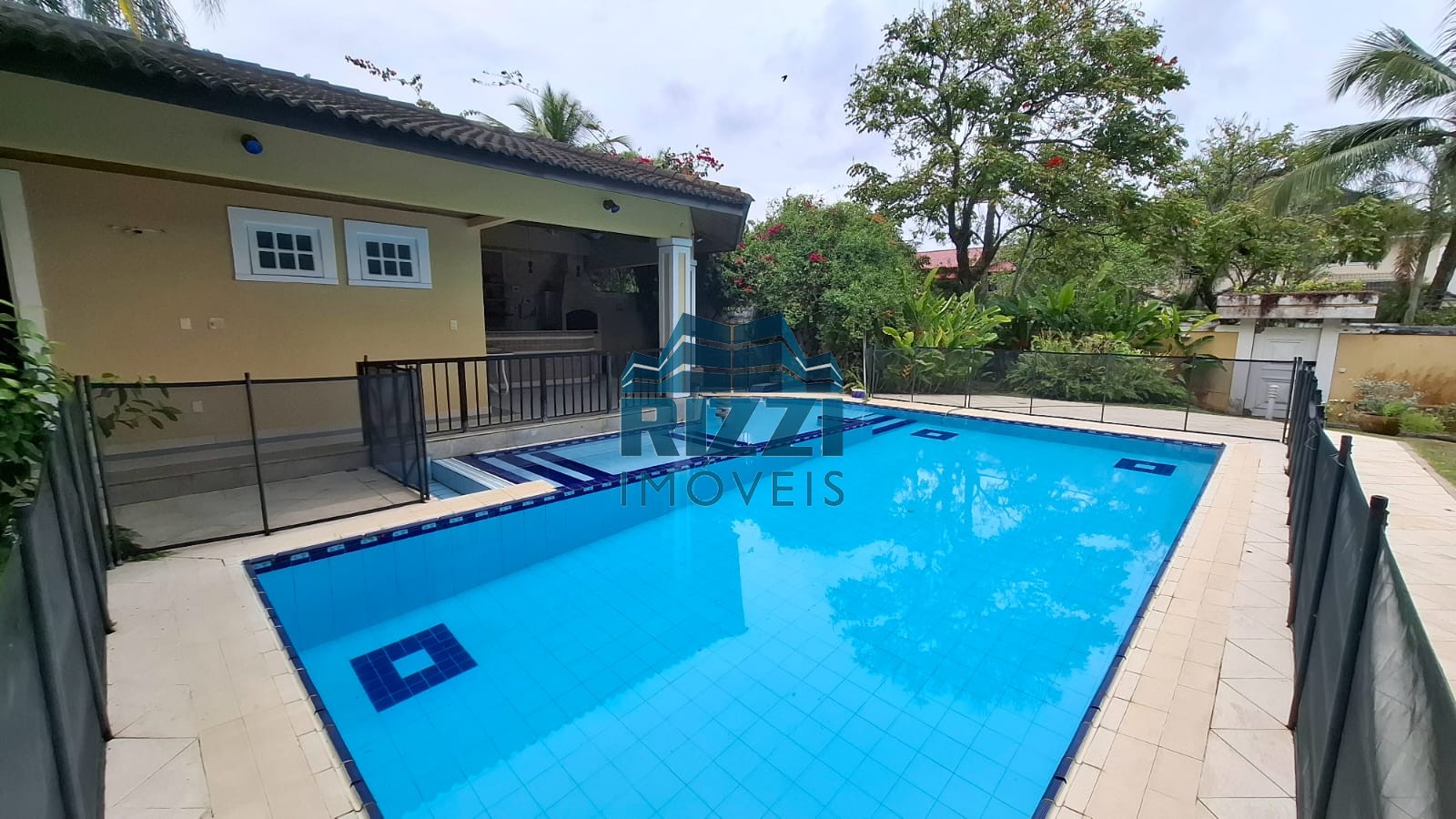 WhatsApp Image 2025-11-25 at 07.54.36 (1)