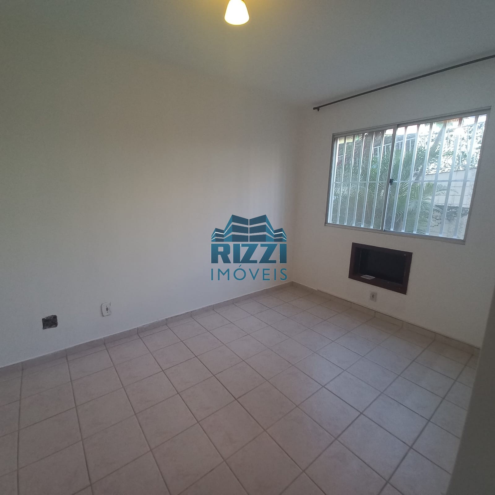 WhatsApp Image 2025-12-06 at 09.59.35