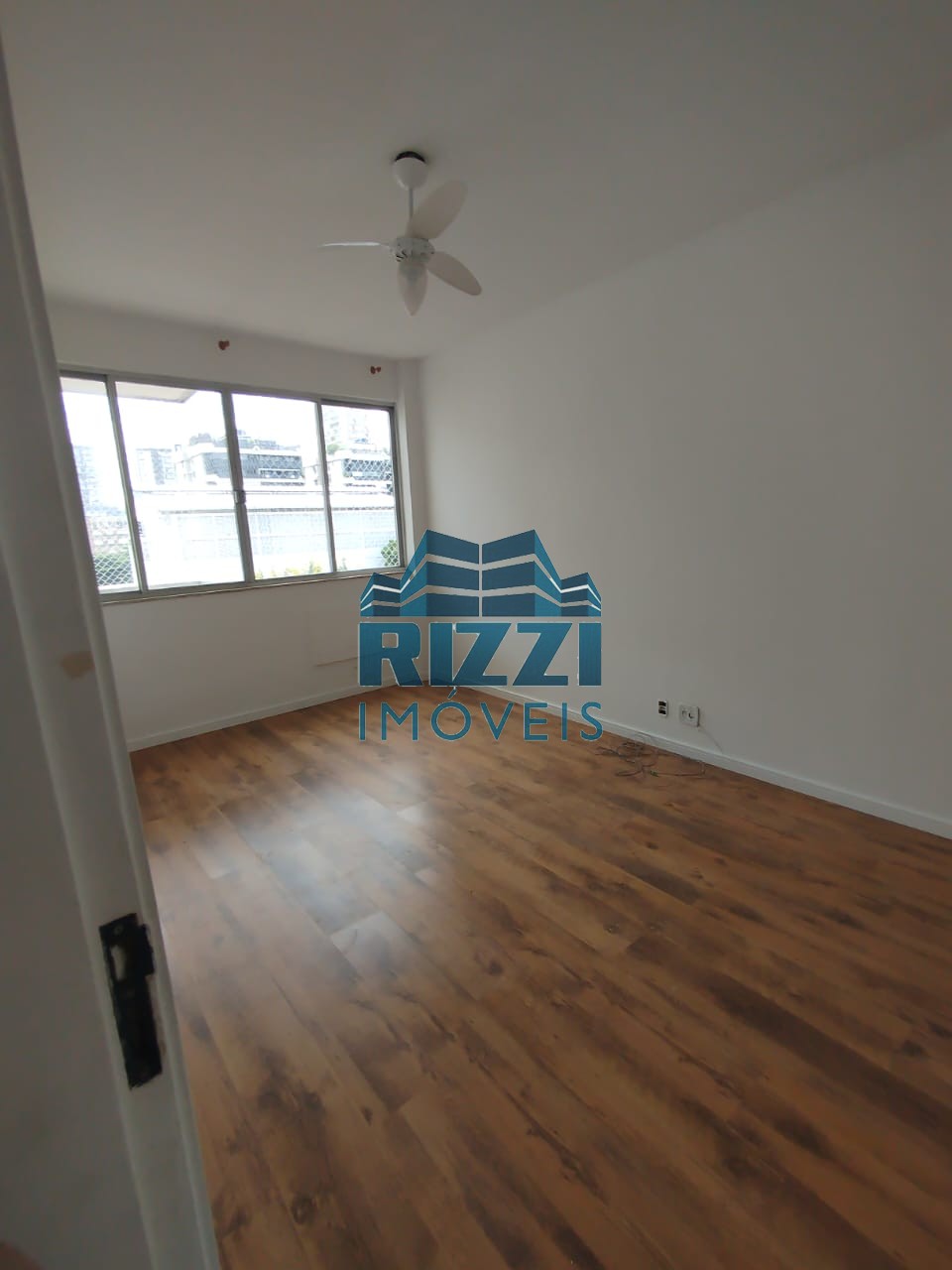 WhatsApp Image 2026-03-01 at 16.34.18 (1)